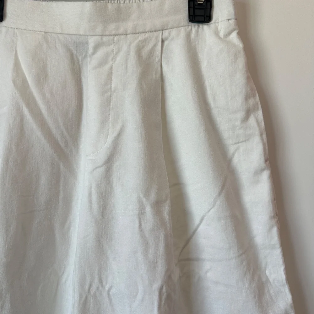 Banana Republic Wide Leg Linen Trouser - Picture 2 of 6